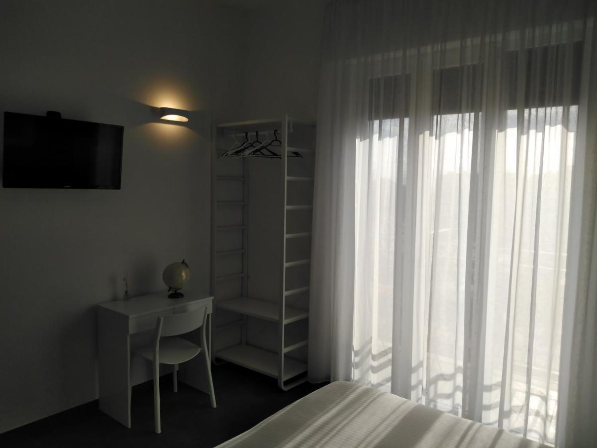 Delia Rooms & Gallery Neapol Zewnętrze zdjęcie
